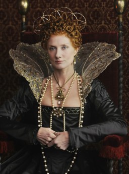 Joely-Richardson-stars-as-Young-Queen-Elizabeth-I-in-Anonymous